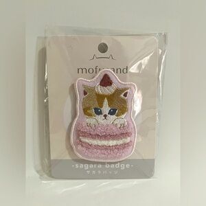 Mofusand Pink Macaron Sagara Embroidered Badge (Pin)